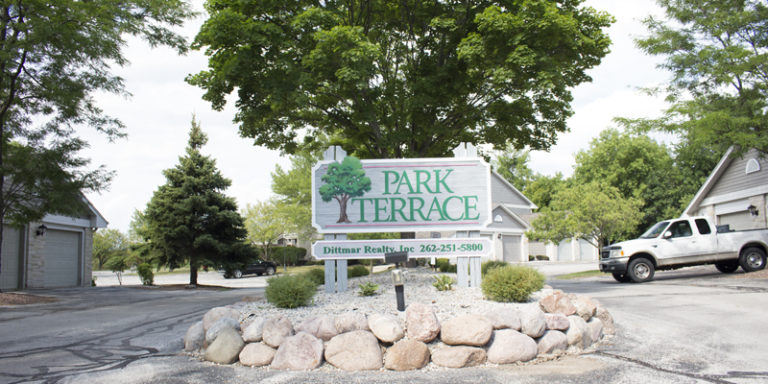 Dittmar Realty - Park Terrace Apartments - Exterior