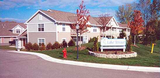 Lake Terrace Apartments - Dittmar Realty Inc