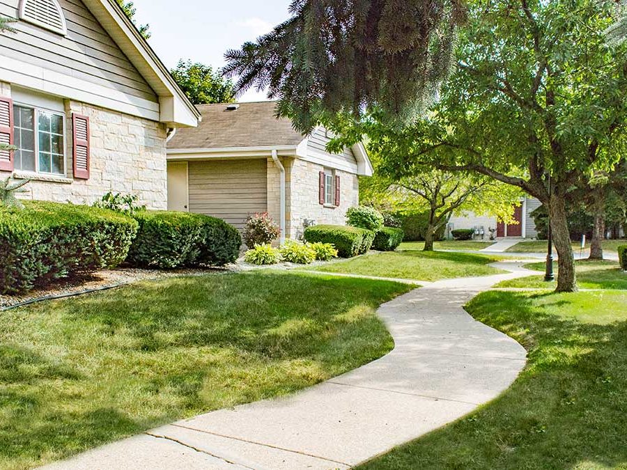 Park Terrace Apartments Exterior